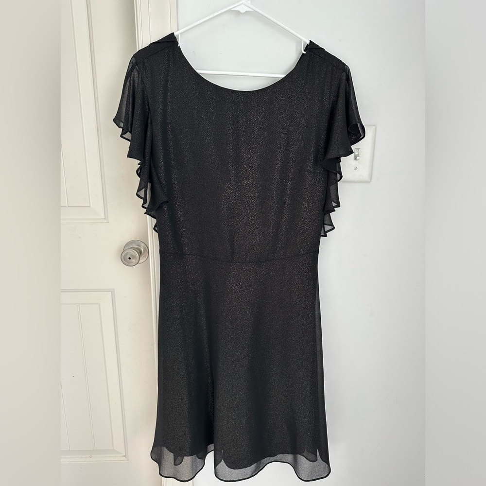 NWT H by Halston Black/Gold Metallic Shimmer Flutter Sleeve Low Back Dress Sz 6